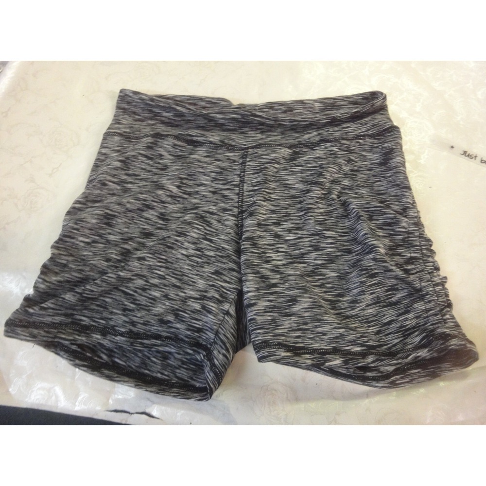 Just be free womens M exercise workout yoga stretch shorts NWt